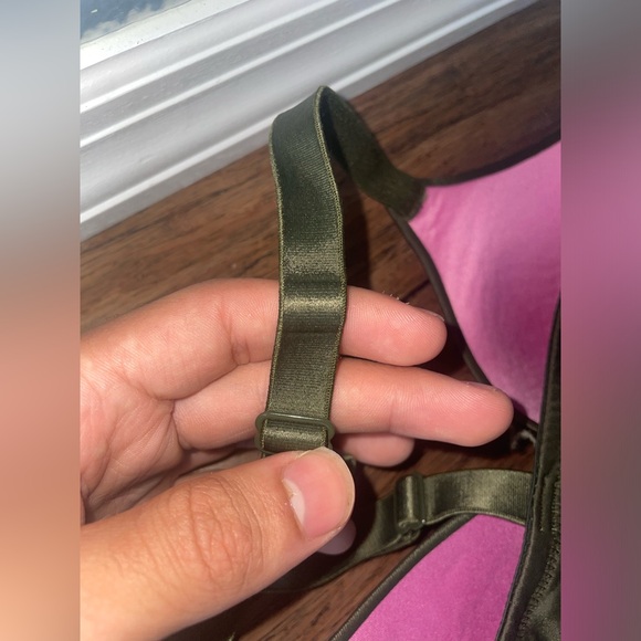 Victoria’s Secret pink wear everywhere push up bra free bra pink bra - Picture 4 of 16